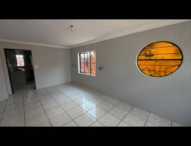 3 BEDROOM HOUSE FOR SALE IN SOSHANGUVE WW